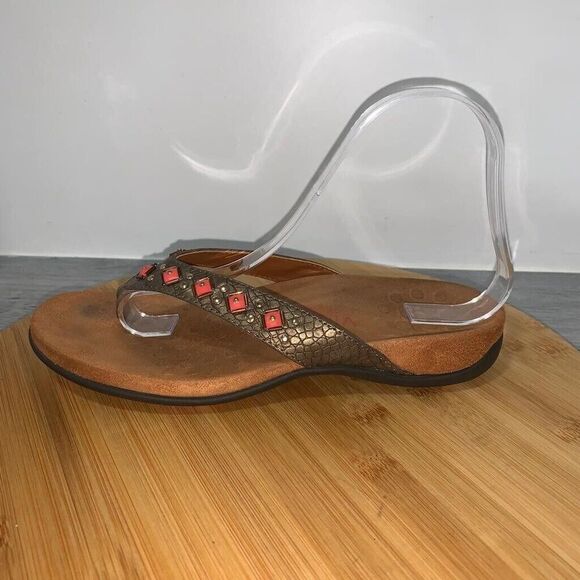Vionic Women's Size 7 US 340 Floriana Tan Embellished Thong Flip Flop Sandals - Picture 1 of 13